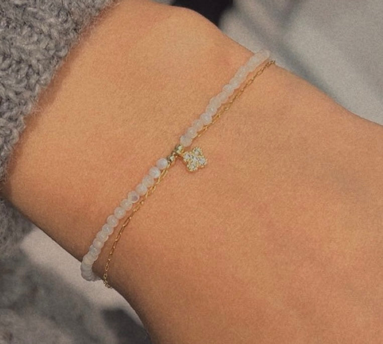 Lucky Clover Pearl Charm Bracelet