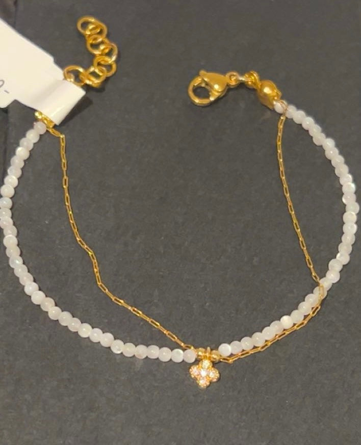 Lucky Clover Pearl Charm Bracelet